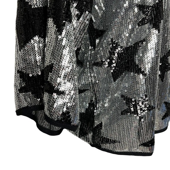 NEW Boston Proper Silver Black Star Sequin Top Blouse Size XXS - Picture 5 of 11